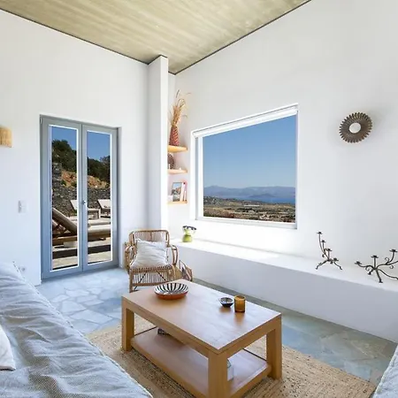 Lefkos Lofos Villa *